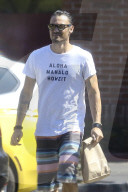 PEOPLE - Brian Austin Green: Freude im 'Aloha Spirit' über die Geburt seine Sohnes Journey River
