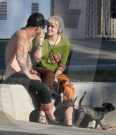 EXKLUSIV - Paris Jackson turtelt mit Michael Snoddy in Costa Mesa