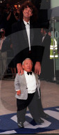 PEOPLE - Kenny Baker ist im Alter von 81 Jahren gestorben