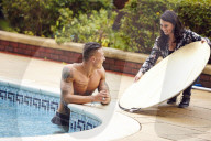 EXKLUSIV - Stud Alex Bowen bei Aufnahmen für seinen 'Strip-Kalender' 