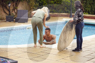 EXKLUSIV - Stud Alex Bowen bei Aufnahmen für seinen 'Strip-Kalender' 
