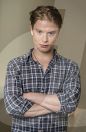 PORTRAIT - Freddie Fox