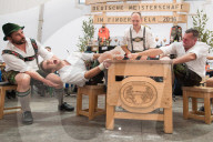 FEATURE - Deutsche Meisterschaft im Fingerhakeln