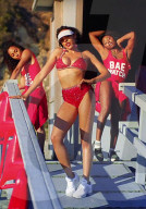 PEOPLE - Tinashe - ist sie die neue Freundin von Calvin Harris?
