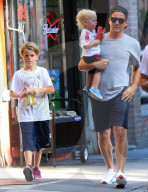 PEOPLE - David Garner mit seinem Sohn Sailor Gene unterwegs  in New York