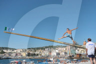 FEATURE - Teilnehmer beim 'Greased Pole' Wettbewerb in Italien