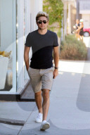 PEOPLE - Stylisch: Niall Horan spaziert durch Hollywood