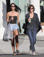 PEOPLE - Lisa Rinna und Tochter Amelia in Beverly Hills unterwegs