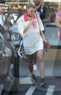 PEOPLE - Sofia Richie ohne Justin Bieber in Hollywood unterwegs
