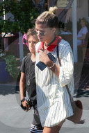 PEOPLE - Sofia Richie ohne Justin Bieber in Hollywood unterwegs