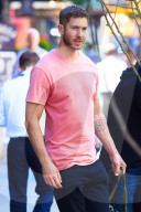 PEOPLE - Calvin Harris zeigt Farbe in New York