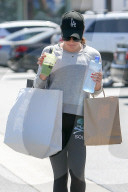 PEOPLE - Lea Michele der gesunde Schleppesel