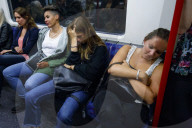 NEWS - Londoner U-Bahn Bahnfahren rund um die Uhr
