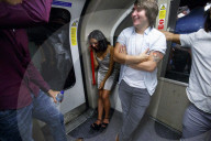NEWS - Londoner U-Bahn Bahnfahren rund um die Uhr
