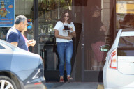 PEOPLE - Lana Del Rey gönnt sich eine Ladung Kaffee