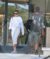 PEOPLE - Sofia Richie bummelt in Beverly Hills