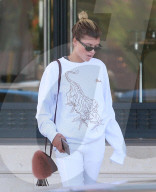 PEOPLE - Sofia Richie bummelt in Beverly Hills