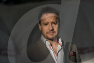PORTRAIT - Jon Holmes