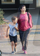 PEOPLE - Scott Disick und Kourtney Kardashian mit den Kids in Calabasas unterwegs