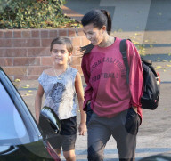 PEOPLE - Scott Disick und Kourtney Kardashian mit den Kids in Calabasas unterwegs
