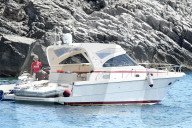 PEOPLE - Mario Balotelli macht mit Tochter Pia Ferien in Capri