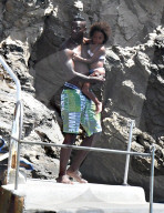 PEOPLE - Mario Balotelli macht mit Tochter Pia Ferien in Capri