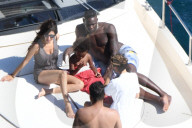 PEOPLE - Mario Balotelli macht mit Tochter Pia Ferien in Capri