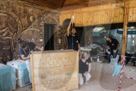 NEWS - Tierschützer retten verwahrloste Tiere aus dem Zoo in Gaza