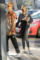 EXKLUSIV - Justin Bieber und Sofia Richie bummeln in Hollywood