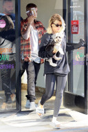 EXKLUSIV - Justin Bieber und Sofia Richie bummeln in Hollywood