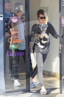 EXKLUSIV - Justin Bieber und Sofia Richie bummeln in Hollywood