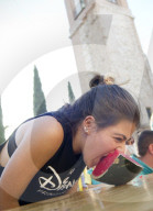 FEATURE - Wassermelone essen Wettbewerb in Spanien
