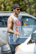 PEOPLE - David Beckham geht mit seinem Clan Frühstücken