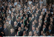 NEWS - Erdbeben in Italien: Matteo Renzi nimmt an der Trauerfeier in Ascoli teil