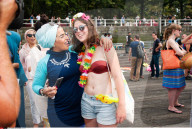 NEWS - Strand-Party für Burkinis in Antwerp