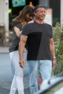 PEOPLE - Sylvester Stallone amüsiert sich bestens mit seiner Ehefrau Jennifer Flavin