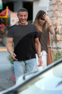 PEOPLE - Sylvester Stallone amüsiert sich bestens mit seiner Ehefrau Jennifer Flavin