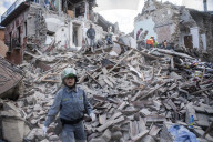 NEWS - Erdbeben in Italien: Aufräumarbeiten und Hilfeleistungen