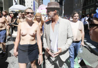 NEWS - Go Topless: Oben Ohne Tag