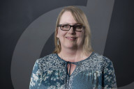 PORTRAIT - Teri Terry