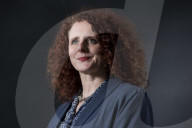 PORTRAIT - Maggie O'Farrell