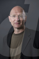 PORTRAIT - James Robertson
