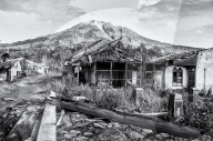 REPORTAGE - Indonesien: Verlassene Dörfer in der Nähe des Mount Sinabung
