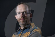 PORTRAIT - Wyl Menmuir