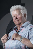 PORTRAIT -  Val McDermid 