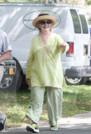 NEWS - Hillary und Bill Clinton mit ihren Hunden in East Hampton unterwegs