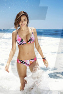 PEOPLE - Miranda Kerr wirbt für die neue BONDS Bademode