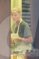 PEOPLE - Cameron DIaz feierte ihren Geburtstag in einer Kochschule