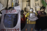 NEWS - Brasilien: Pro-Rouseff Anhänger demonstrieren gegen Michel Temer