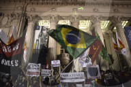 NEWS - Brasilien: Pro-Rouseff Anhänger demonstrieren gegen Michel Temer